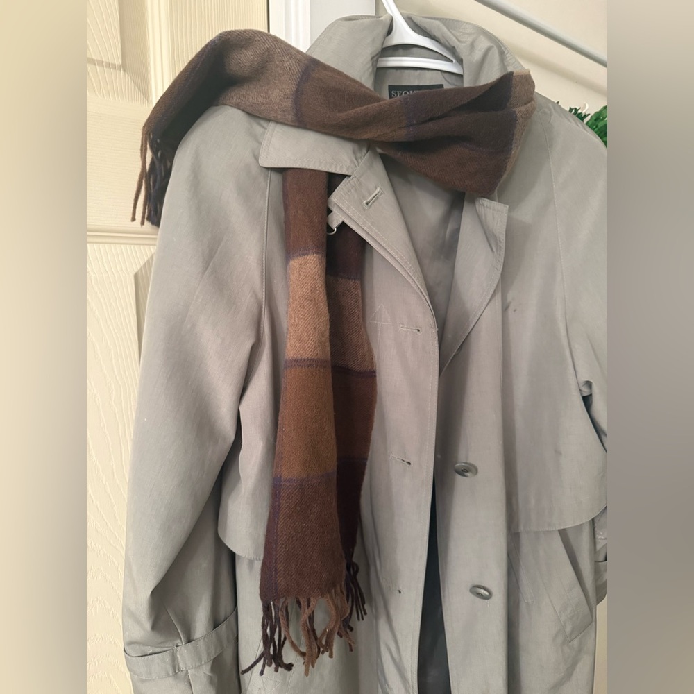 Wool scarf
